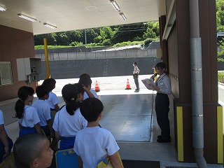 7月10日(木) 4年社会科見学